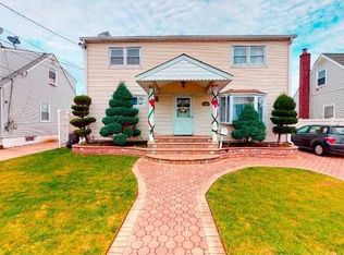 49 Gilroy Ave, Uniondale, NY 11553