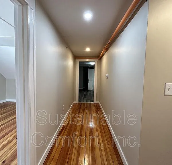 30 Roxbury St #3 — Photo 10
