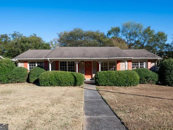 202 Cherry Hill Dr, Calhoun, GA 30701