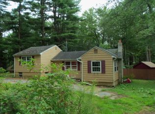 3 Maiden Ln, Holland, MA 01521