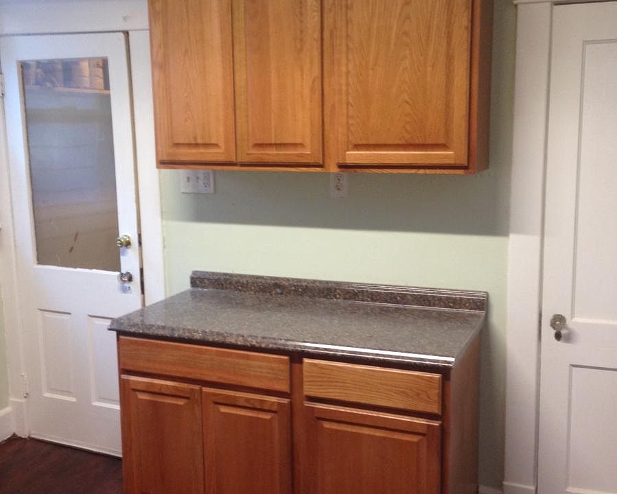 1st image of 84 Morris St Fl 2nd