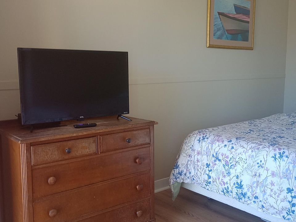 196 Searsport Avenue 5 196 Searsport Ave Belfast ME Zillow