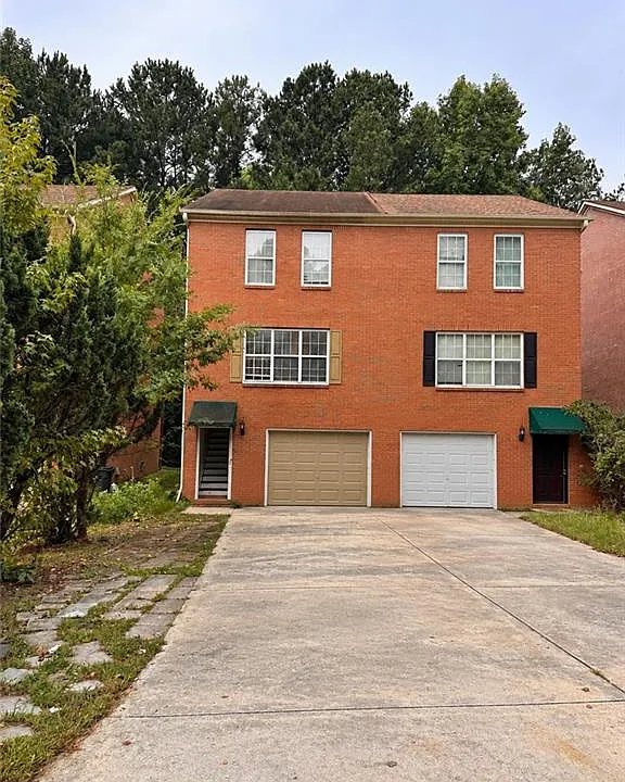 74 Davis Rd