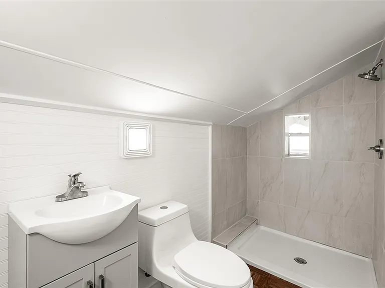 1210 Hawthorne St — Photo 29