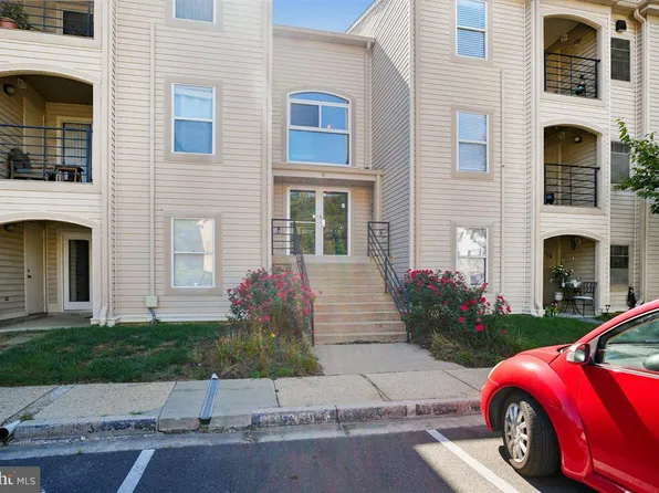 10 Hearthstone Ct #B, Annapolis, MD 21403