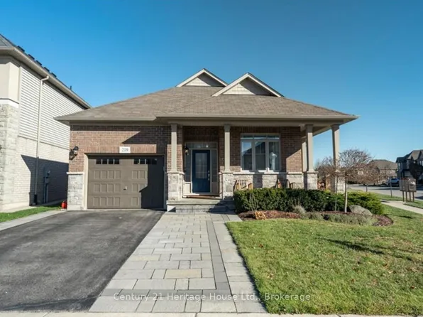 219 Falconridge Dr, Kitchener, ON N2K 0B6