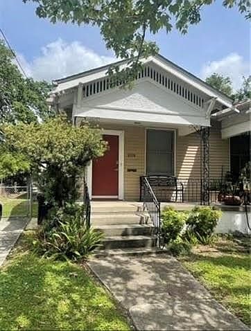 1st image of 3119 Robert St