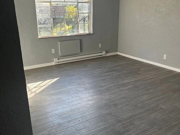 4056 Reading Rd — Photo 31