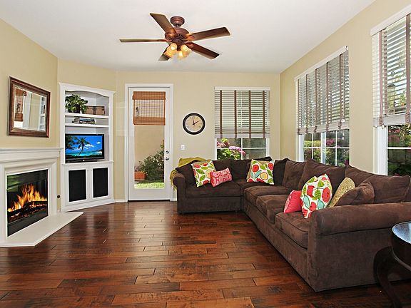 Gorgeous hardwood floors