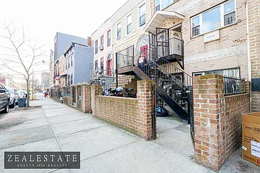 Rented by ZealEstate Group Inc