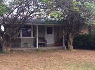 6 Walter Rd, Danville, PA 17821