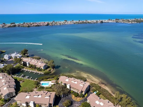 3860 Mariners Way APT 413, Cortez, FL 34215