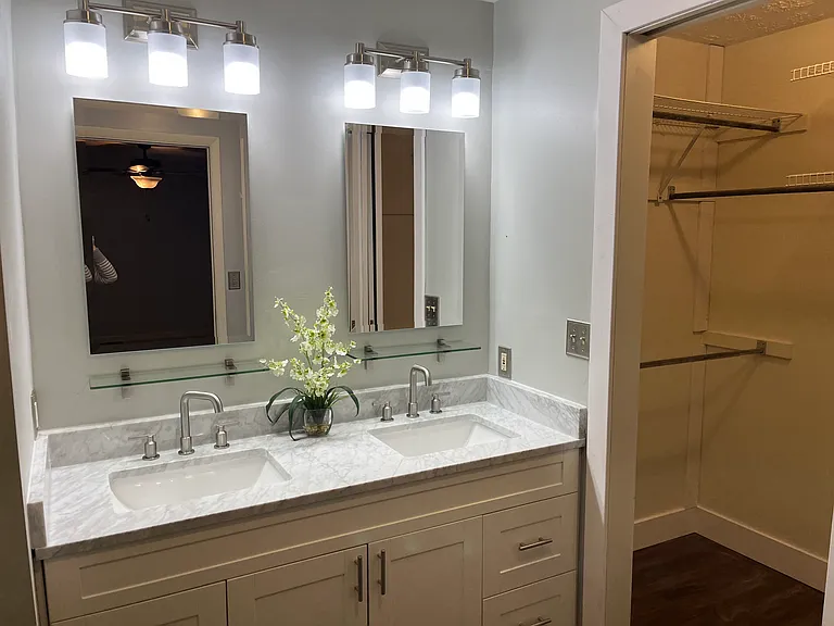 301 S Village Dr — Photo 23