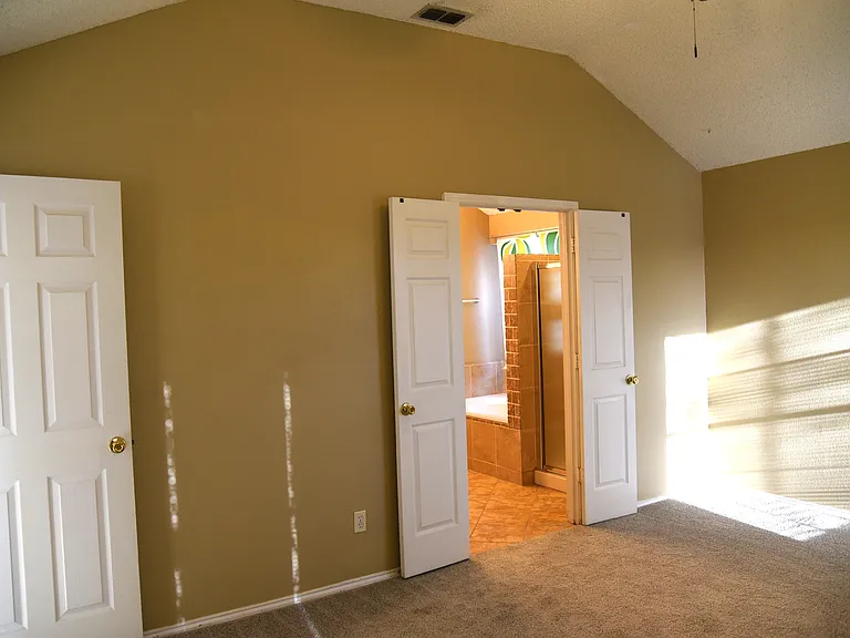 7025 Blalock Dr — Photo 11