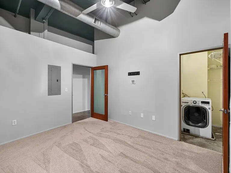 1136 Washington Ave #611 — Photo 11