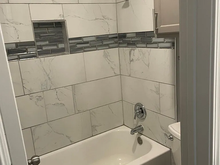6906 Guadalupe St #406 — Photo 2