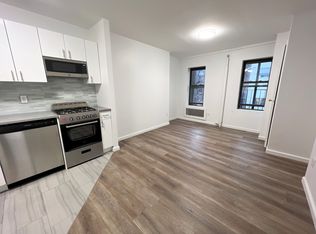 320 E 6th St APT 9R, New York, NY 10003