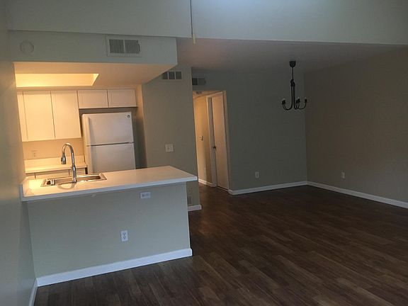 2nd image of 6415 Garvanza Ave APT 103