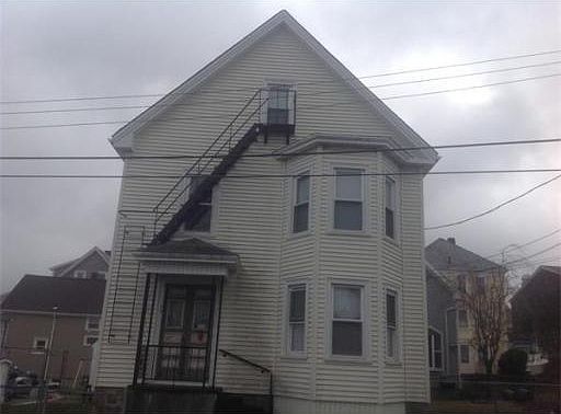 2nd image of 118 Fruit St