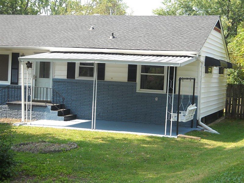 1st image of 1417 Crocus Ln