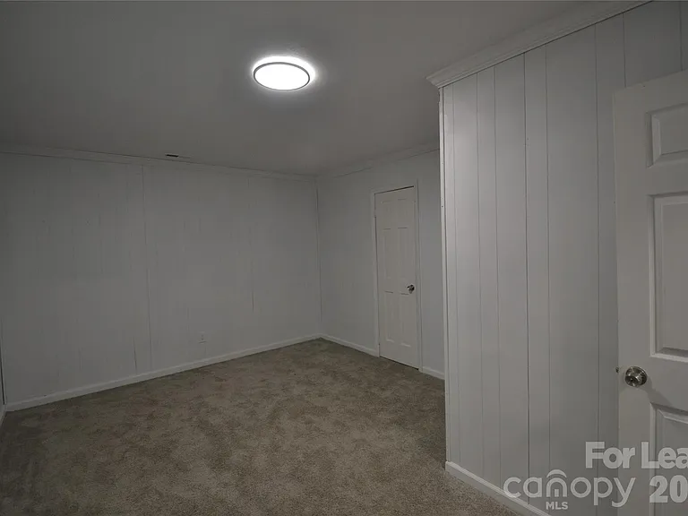 1212 Essex Ave #3 — Photo 16