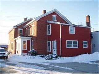 2nd image of 160 S Main St
