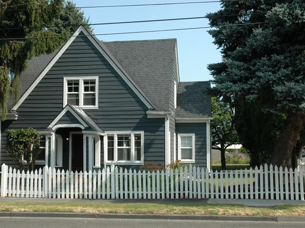901 2nd Ave NW, Puyallup, WA 98371