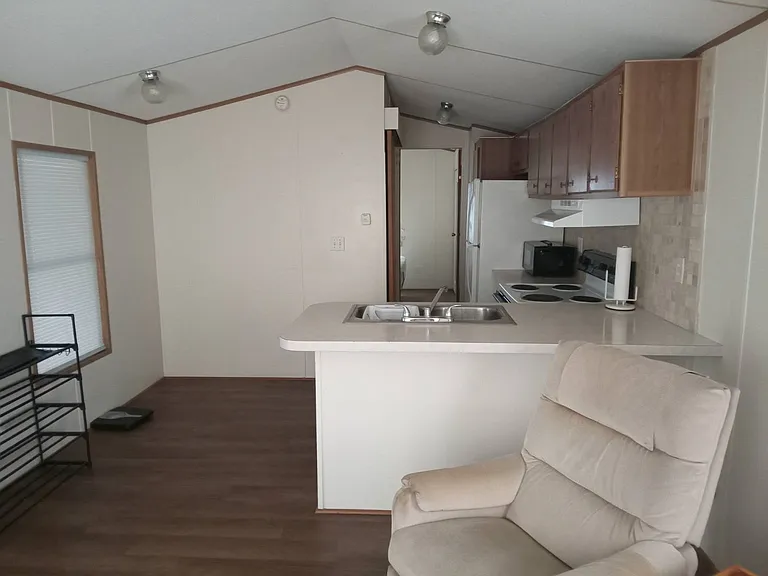 753 W Main St #26T — Photo 6