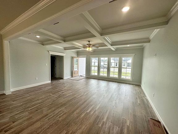 4th image of 3860 Lu Ln
