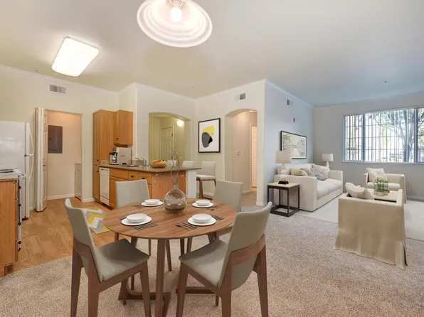 Paseo Villas, 801 E Atherton Dr #190, Manteca, CA 95337