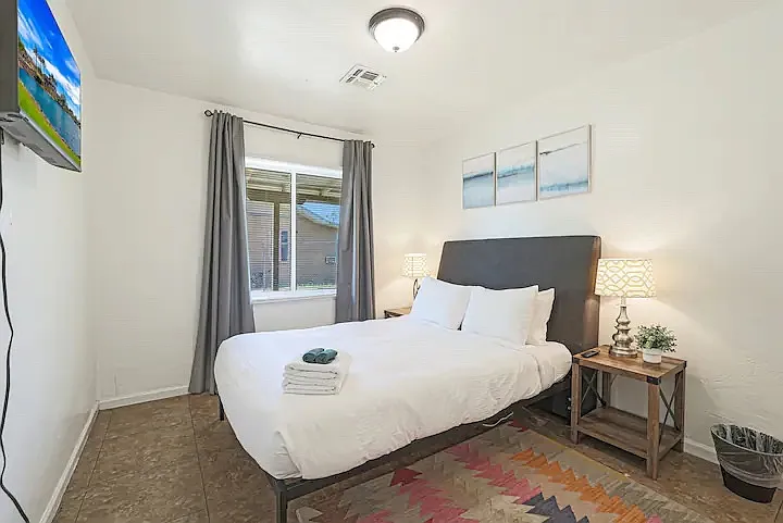422 N 18th Ave #1 — Photo 9
