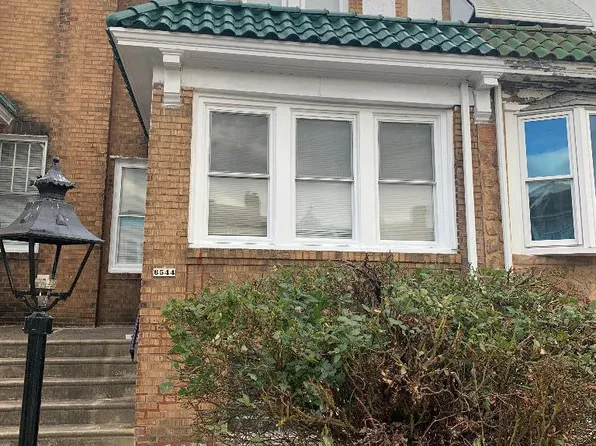 6544 Windsor St, Philadelphia, PA 19142