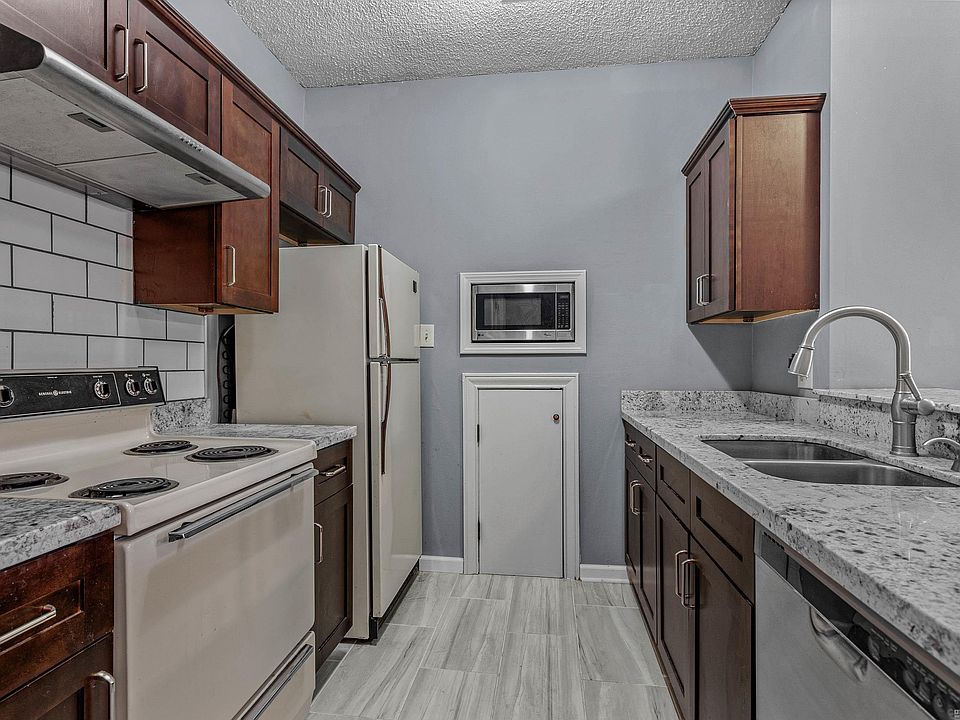 1st image of 13754 Kenner Ave APT D
