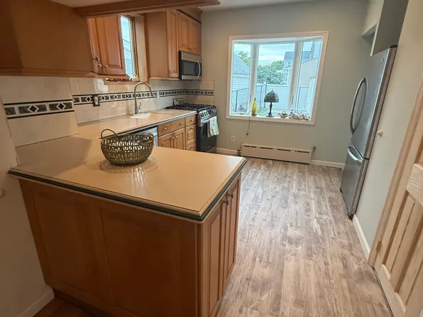 95-15 Pitkin Avenue image 10 of 26