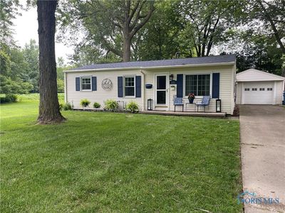 210 S 5th St, Waterville, OH, 43566