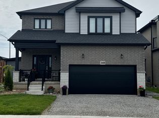 348 Springbrook Ave #BASEMENT, Hamilton, ON L9K 0K3