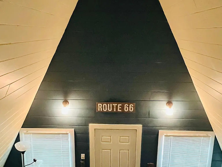 Ohio Rd — Photo 11