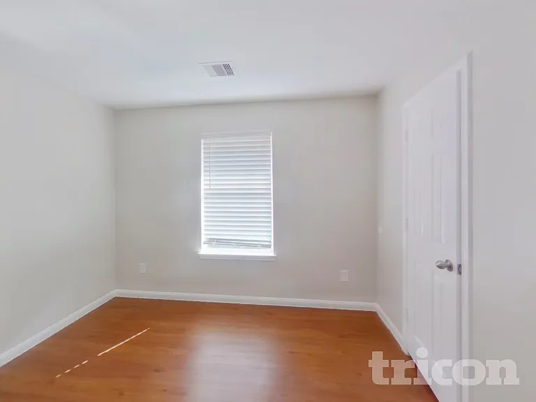21434 Jamals Way — Photo 11