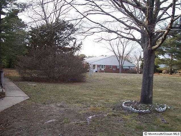 2nd image of 6 Hancock Drive #D