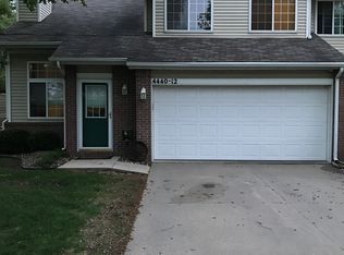 4440 104th St APT 12, Urbandale, IA 50322