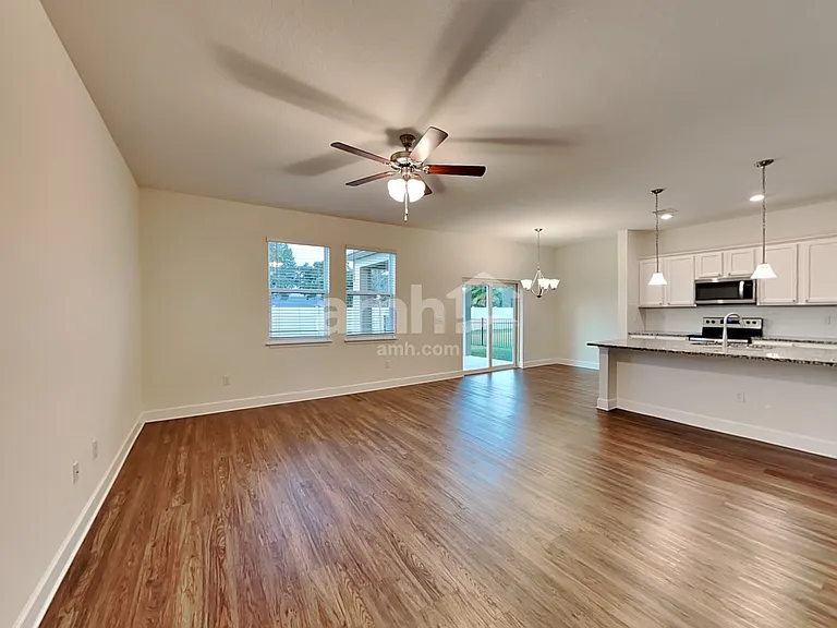 911 Walden Pond Dr — Photo 7