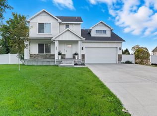 535 W 300 N, Hyrum, UT 84319