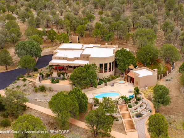 119 Copper Cloud Ct, Capitan, NM 88316