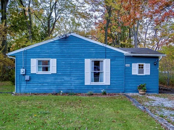 3909 Bushey Ave, Barberton, OH 44203