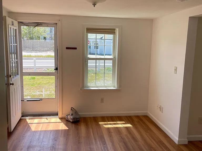 575 Main St #1 — Photo 5