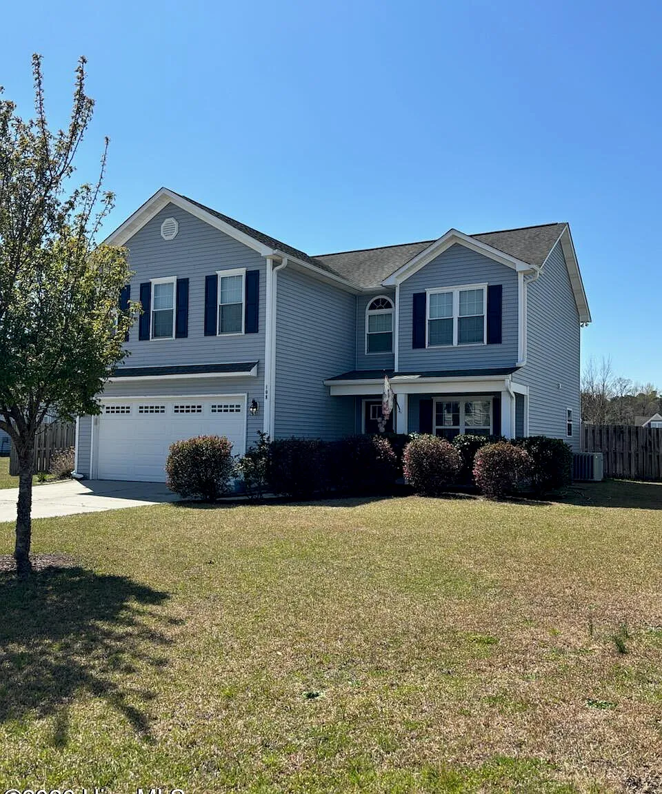 4 bed, 2.5 bath, $2,000 — Photo 3