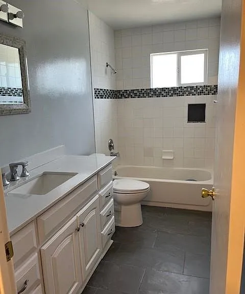 22648 Mobile St — Photo 12