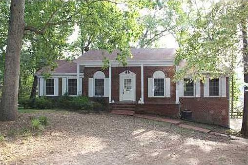 1st image of 216 Talley Pl