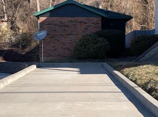 745 Greene St #D, Marietta, OH 45750