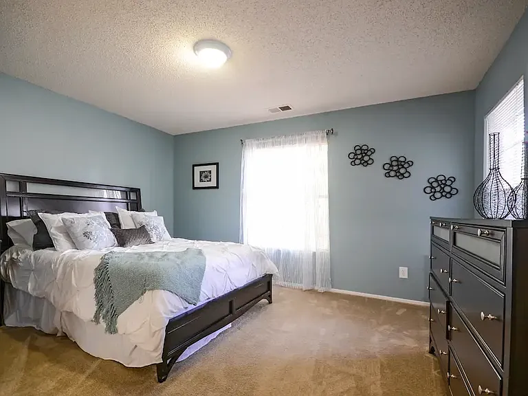 Idlewood Apartments — Photo 4